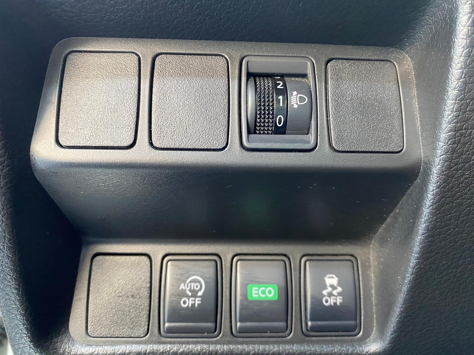 NISSAN QASHQAI 23